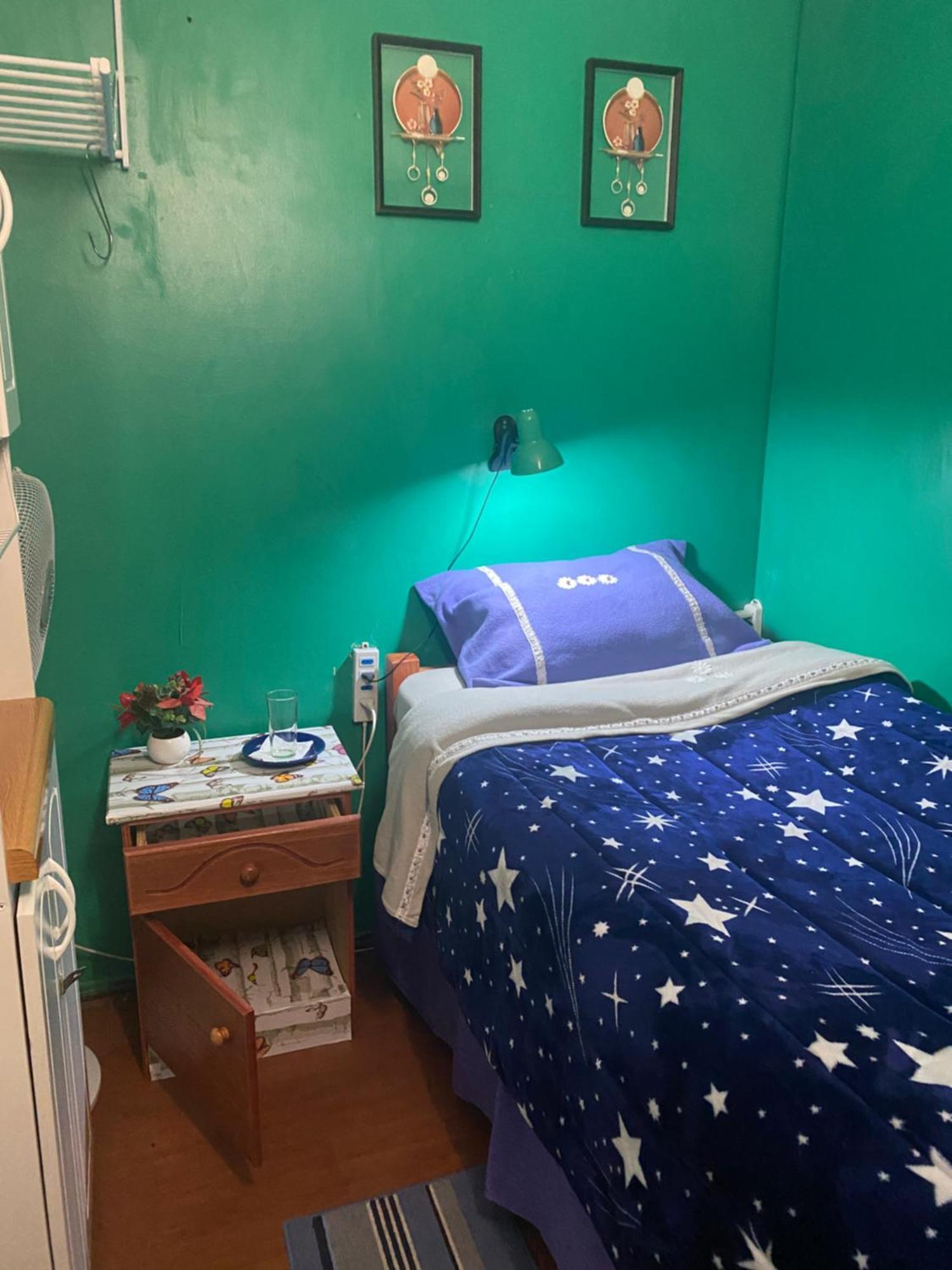 Don Quijote Family Homestay Сантяго Екстериор снимка